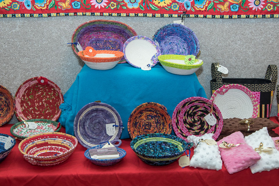 Arts_Crafts Show Old Rock School 11_25_18-9025.jpg